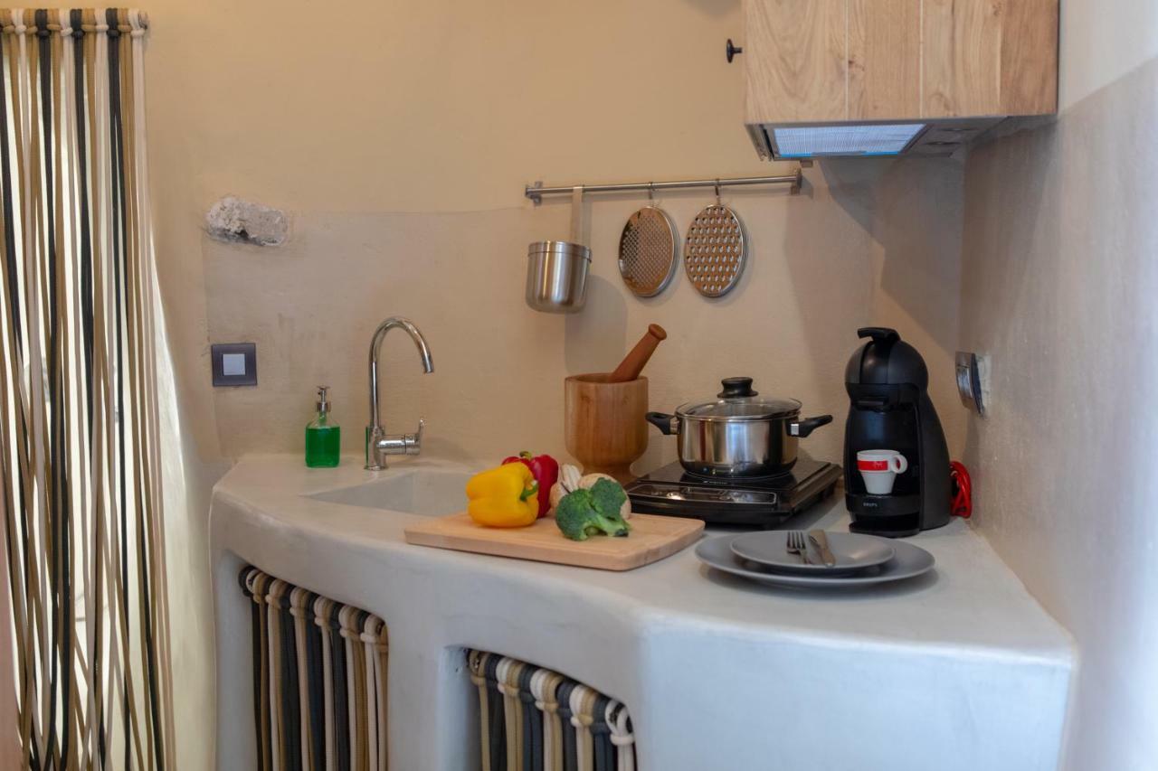Nalas Suites Emporio  Bagian luar foto
